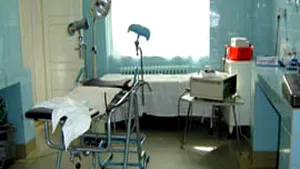 Medicii arădeni au găsit un vibrator blocat în vaginul unei fetiţe de 12 ani
