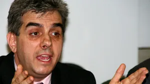 COM: Riscograma ministrului Sănătăţii