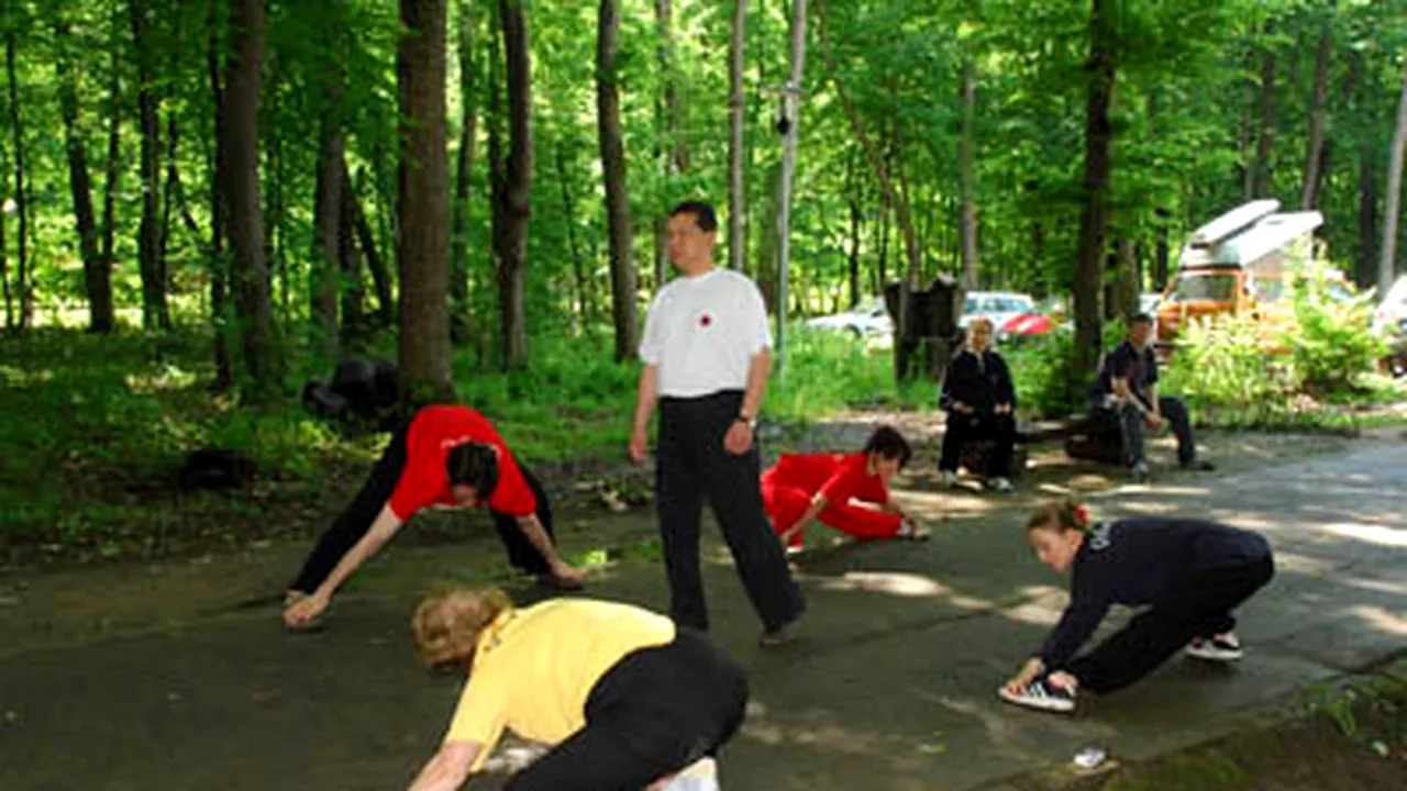 Tai Chi Chuan poate încetini simptomele bolii Parkinson timp de ani de zile, potrivit unui studiu