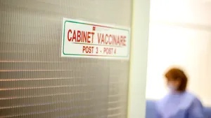 Centru de vaccinare închis din cauza lipsei de personal medical. Peste 1.700 de programări vor fi redistribuite