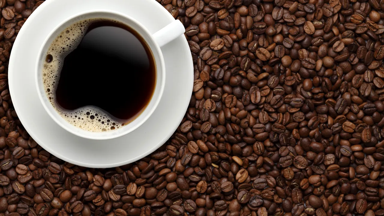 Studiu: Cantitatea maximă de cafea care poate fi băută zilnic, fără risc pentru sănătate