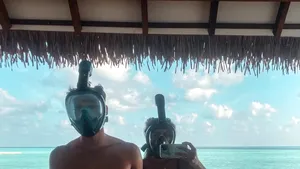Prizonieri în paradis. Cuplu proaspăt căsătorit blocat într-un resort din Maldive din cauza coronavirusului: 