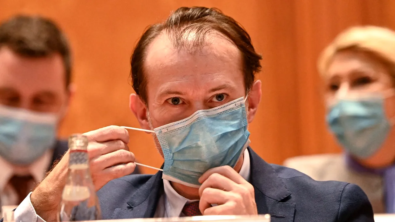 Premierul Florin Cîţu a anunţat când va începe programarea pentru vaccinarea cu serul AstraZeneca