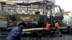 Bombardamente la Doneţk şi Lugansk, în pofida acordului de pace de la Minsk