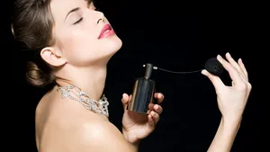 STUDIU de Blue Monday: Parfumul poate schimba starea de spirit a femeilor în mai bine