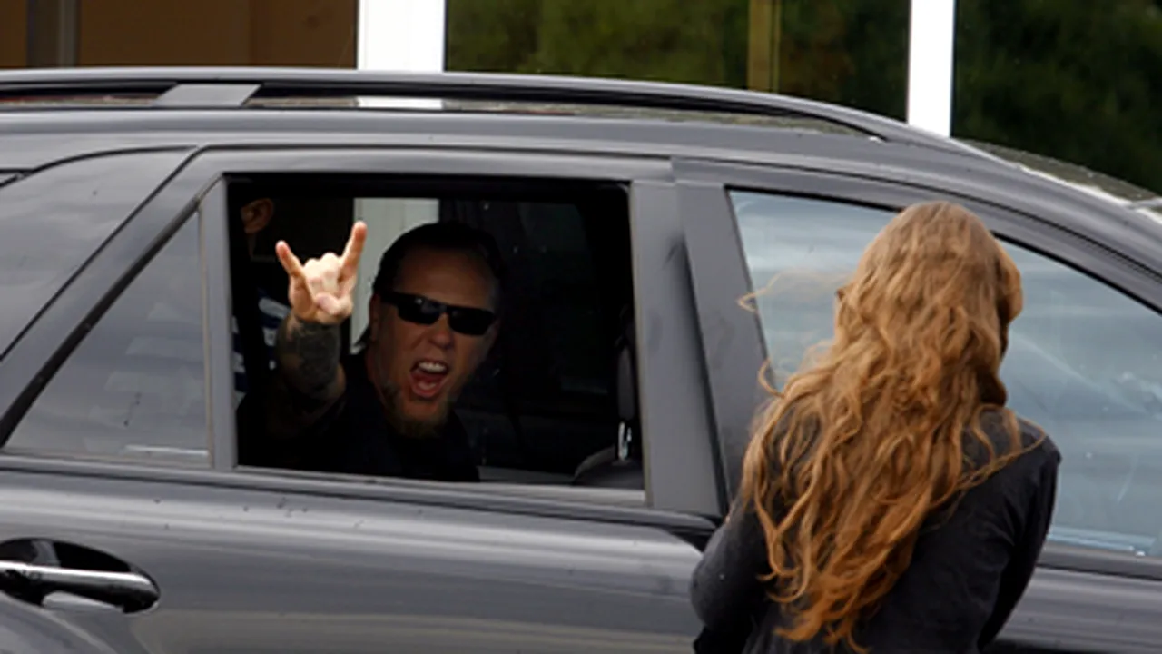 Trupa Metallica a ajuns la Bucureşti (Galerie Foto)