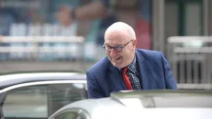 Explicaţia lui Phil Hogan pentru demisie: participarea la controversatul dineu îi compromite activitatea politică 