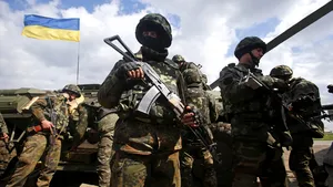 Ucraina îşi menţine apărarea în timp ce luptele fac ravagii în regiunea Doneţk 