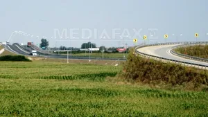 Băsescu: Ceea ce se întâmplă pe autostrada Arad-Nădlac, emblema neputinţei şi o proastă guvernare - VIDEO