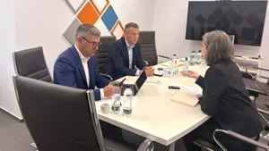 La ce să se aștepte pacienții români după ce polonezii de la Polpharma au cumpărat Biofarm. „România este una dintre cele mai atractive piețe din regiunea CEE”