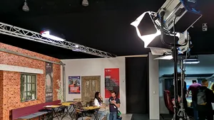 TIFF 2019 | Zeci de decoruri şi aparatură de filmare, puse gratuit la dispoziţia amatorilor, în Cluj | FOTO