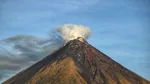 Peste 300 de familii au fost evacuate în Filipine din cauza căderilor de cenușă vulcanică
