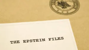 Parisul va înființa o echipă specială pentru a analiza posibila implicare a cetățenilor francezi în infracțiunile lui Jeffrey Epstein