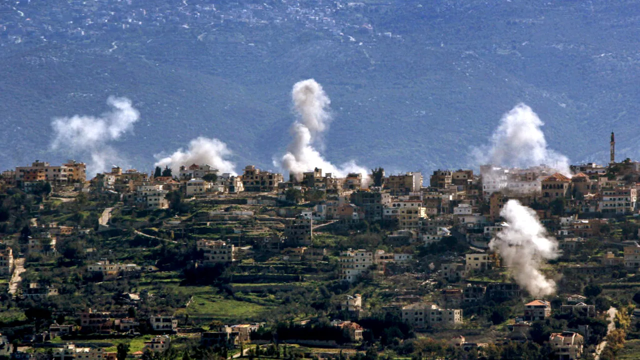 Israel vizează infrastructura civilă și militară a Hezbollah într-o ofensivă extinsă în Liban