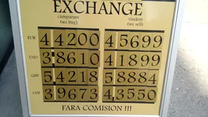 Efecte BREXIT. Euro creşte cu 0,4% faţă de leu, cel mai ridicat ritm din ultimele 14 luni, şi ajunge la 4,536 lei