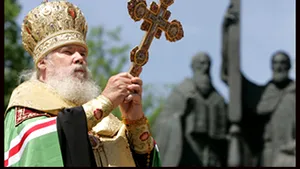 Putin şi Medvedev deplâng moartea patriarhului Aleksei al II-lea
