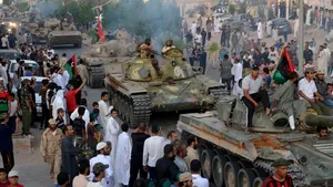 Luptele continuă la Tripoli. Liderul rebelilor libieni: Epoca lui Muammar Kadhafi s-a încheiat