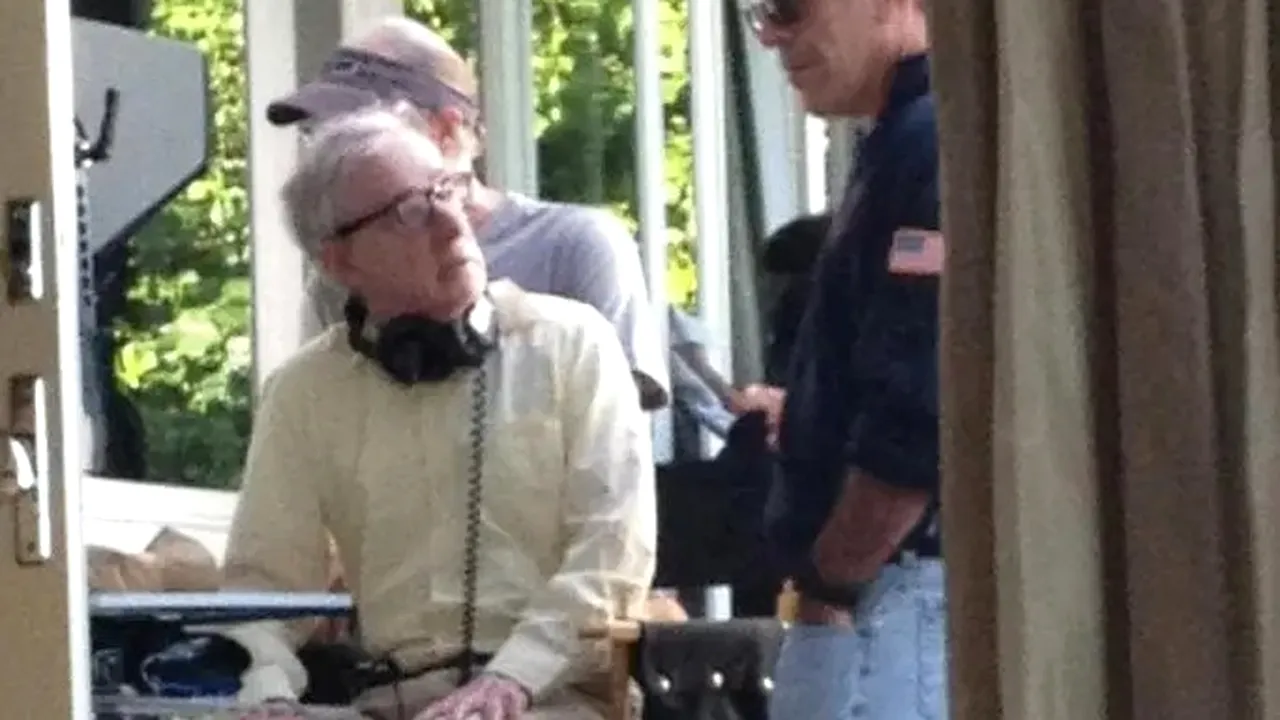 Celebrul regizor Woody Allen spune că nu regretă prietenia cu Jeffrey Epstein