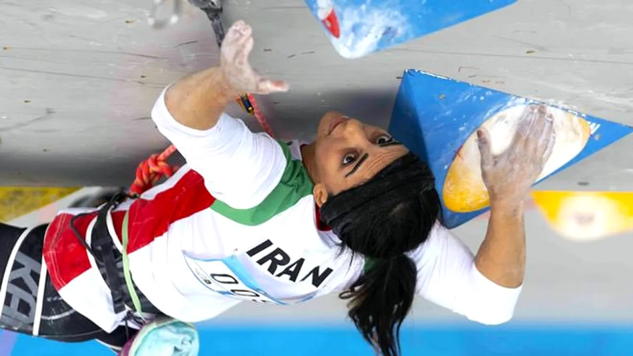 Locuinţa alpinistei iraniene care a apărut fără hijab a fost demolată