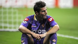 Mutu a marcat două goluri pentru Fiorentina în partida cu Debrecen  VIDEO