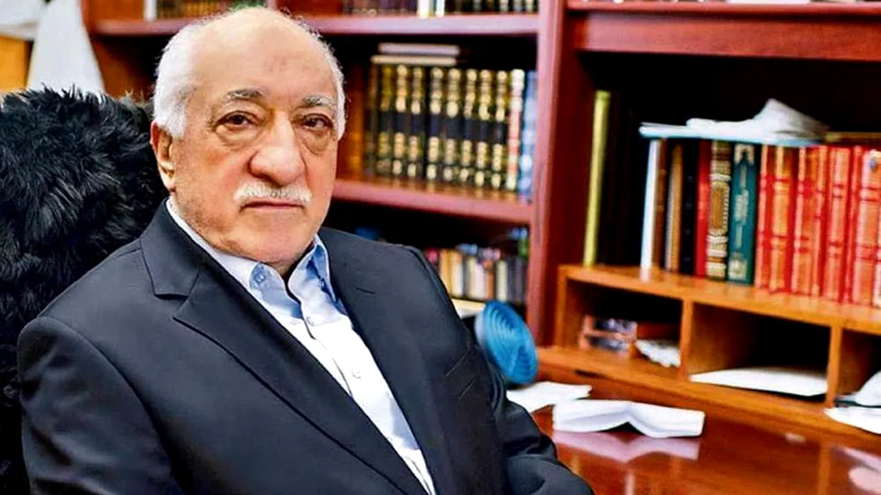 Clericul musulman Gulen sugerează că lovitura de stat din Turcia ar fi putut fi înscenată