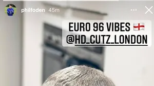 Euro 2020: Phil Foden, senzaţia Angliei, s-a vopsit în cap