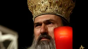 IPS Teodosie, audiat patru ore de procurori într-o anchetă privind fapte de corupţie