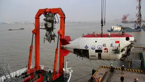 China anunță că a dezvoltat un robot capabil să taie cabluri submarine