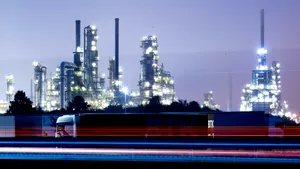 Rafinăria Ras Tanura, lovită de un proiectil necunoscut