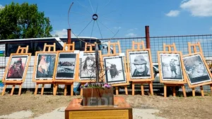 Monumentul Holocaustului romilor a fost inaugurat, sâmbătă, la Bucureşti - FOTO