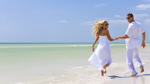 Vânzările online ale agenţiilor de turism au crescut în primele cinci luni cu peste 30%