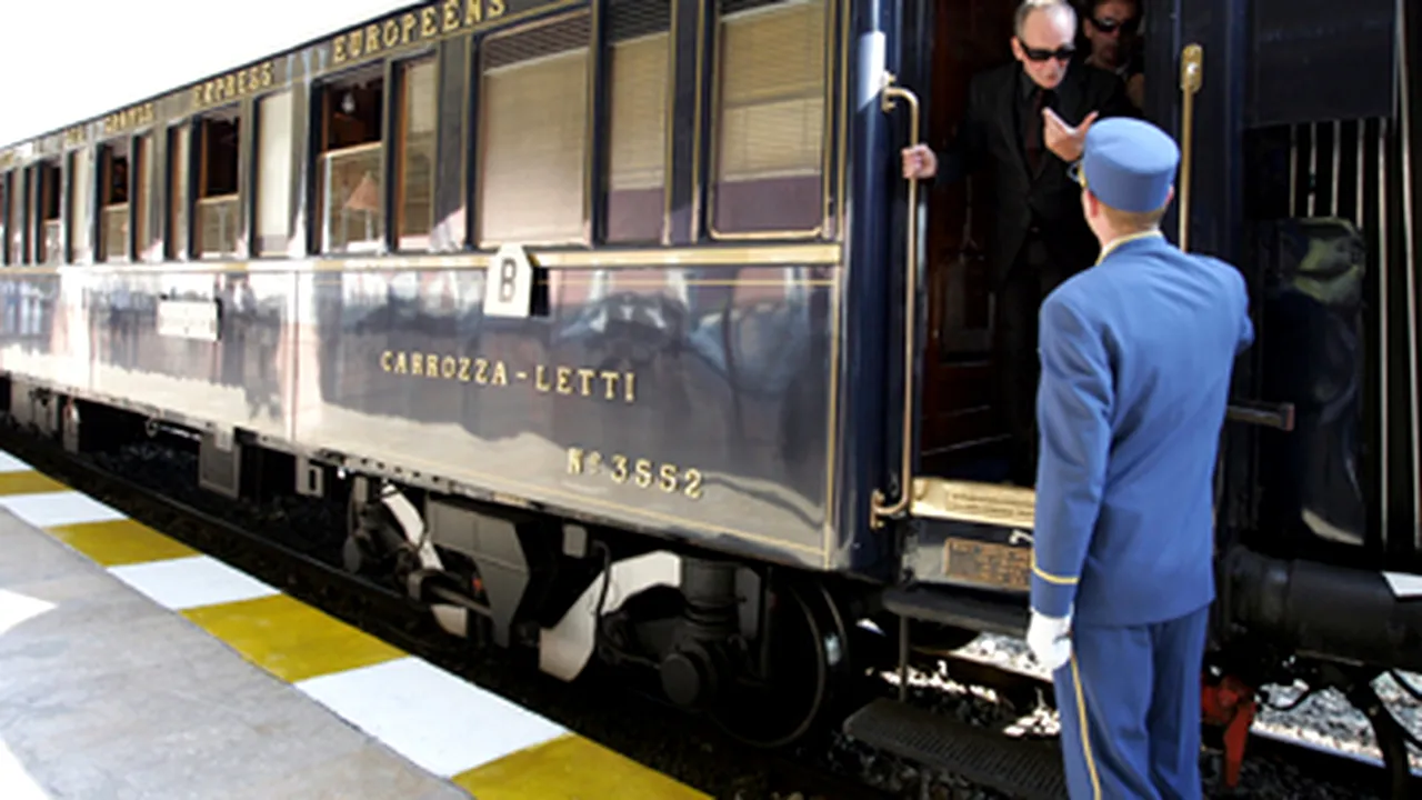 Trenul Orient Express a sosit în Gara de Nord