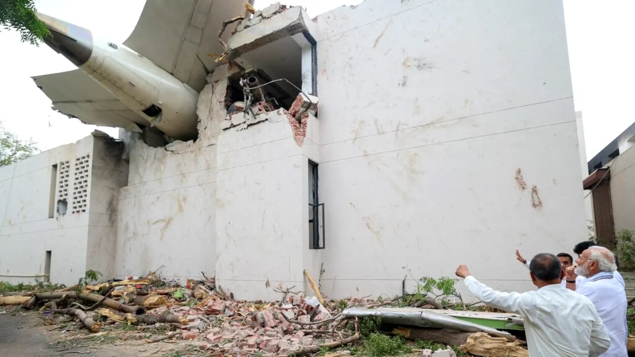 Catastrofa aviatică din India: Care este noul bilanț al deceselor