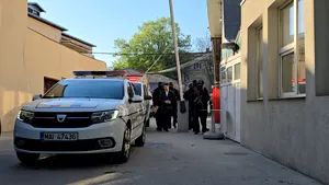 FOTO / VIDEO Poliția Română anunță OFICIAL predarea lui Alexandru Bălan, fostul șef al Securității din Rep. Moldova, pentru executarea pedepsei de trădare