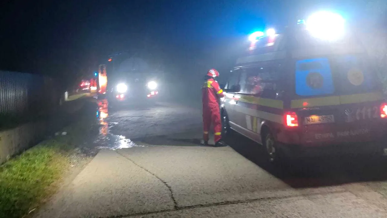Piromanul din Suceava, care a provocat patru incendii, a fost prins. El şi-a incendiat propria casă 