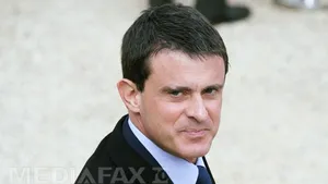 Manuel Valls, aşteptat la Praga la ceremoniile care marchează 25 de ani de la Revoluţia de Catifea