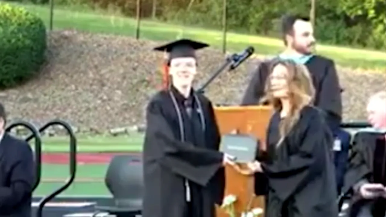 Thomas Matthew Crooks, cel care l-a împuşcat pe Trump la un miting în Pennsylvania, în ziua absolvirii liceului


