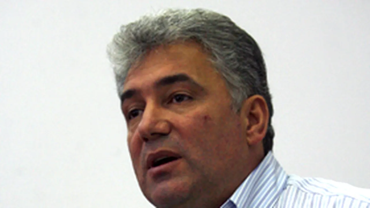 Adriean Videanu neagă că Băsescu i-ar fi reproşat eşecul la alegerile din Capitală