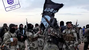 Sute de jihadişti ISIS, arestaţi în timp ce părăseau oraşul irakian Fallujah: 