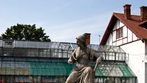 Grădina Botanică din Cluj-Napoca, redeschisă după două luni. „Raiul clujenilor” i-a lipsit nespus Leliei, de 82 de ani