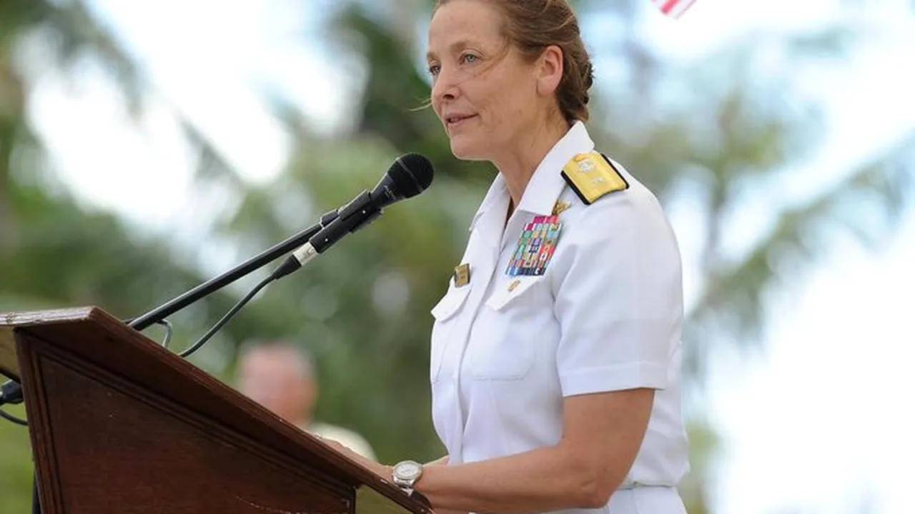 Surse: Un amiral american de la NATO a fost concediat în cadrul unei epurări în securitatea naţională