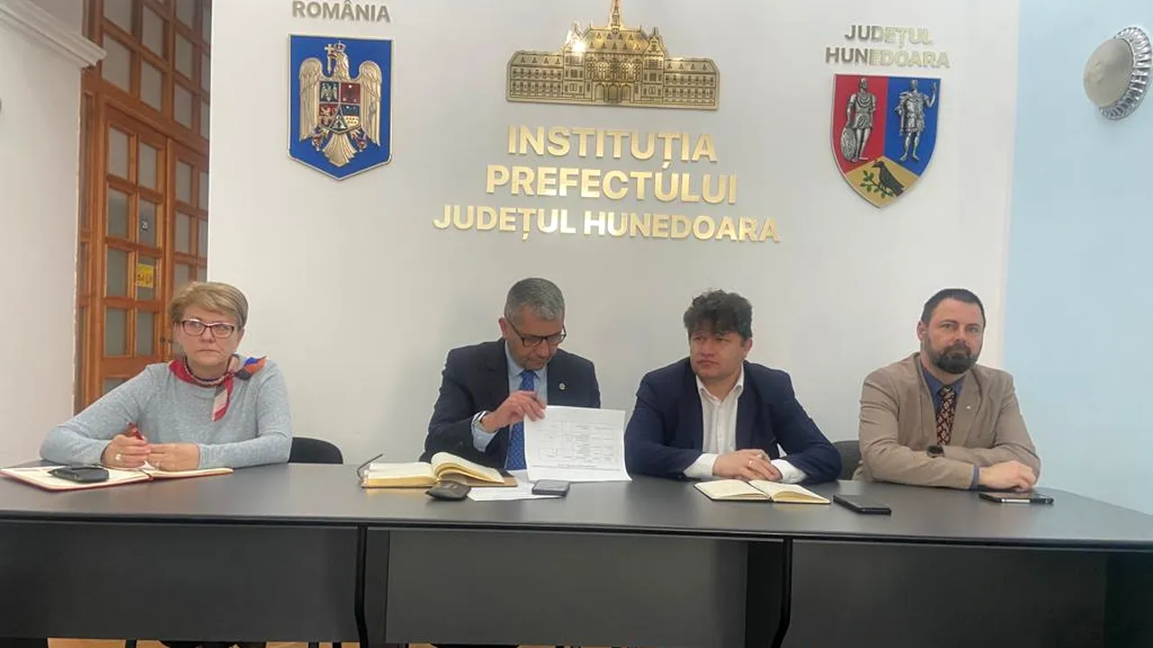În urma cutremurelor, 182 de familii trebuie evacuate din 11 clădiri din Aninoasa 
