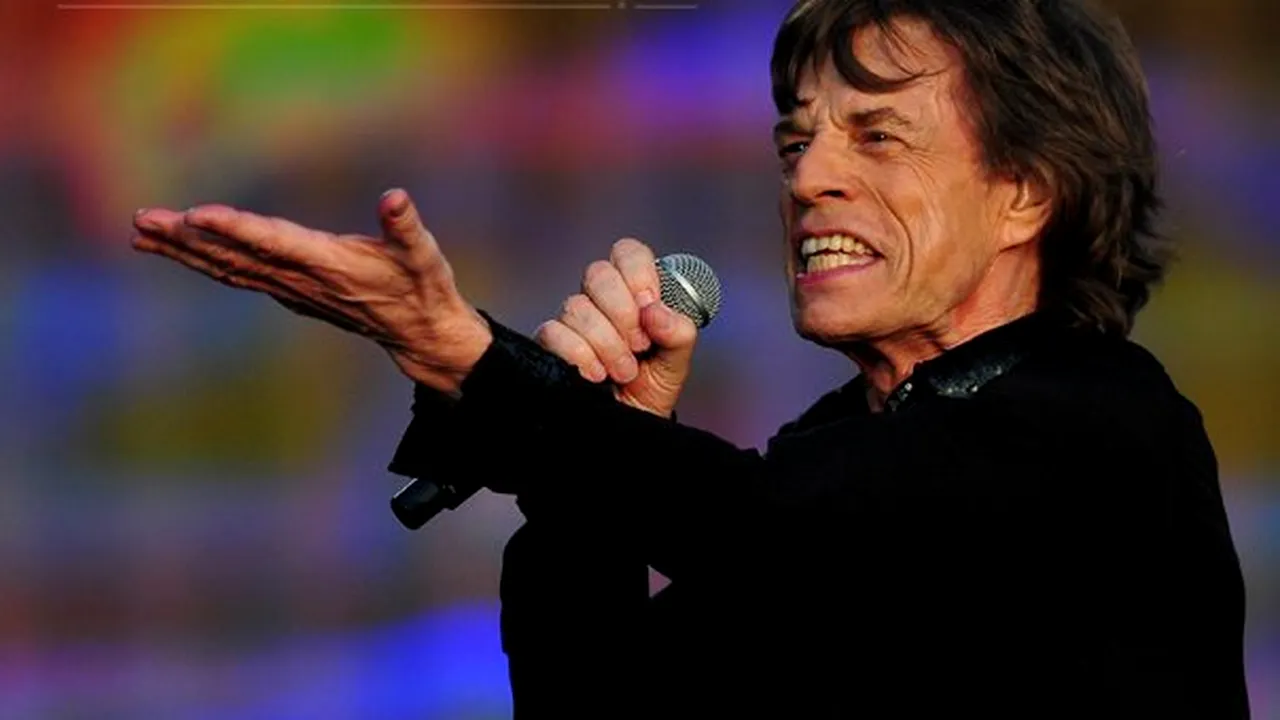 Prima fotografie cu cel de-al optulea copil al lui Mick Jagger, născut pe 8 decembrie