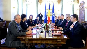 Consultări între preşedintele Iohannis şi partidele parlamentare, la Palatul Cotroceni. DECLARAŢIILE partidelor după întrevederi. Declaraţie Klaus Iohannis la ora 15:30