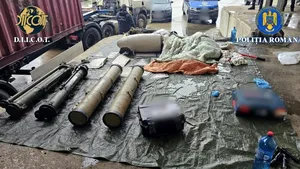 Șoferul camionului încărcat cu arme a fost reținut. Ce arsenal transporta