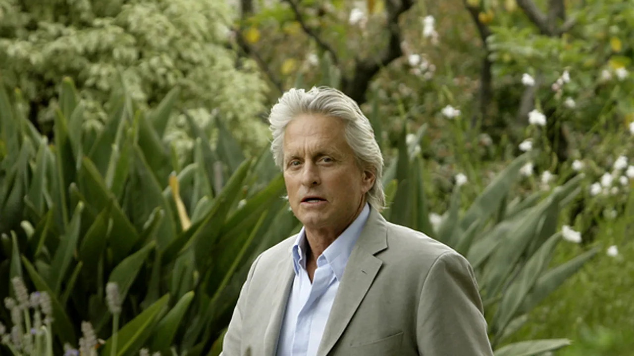Michael Douglas recunoaşte că nu a fost un tată prea bun