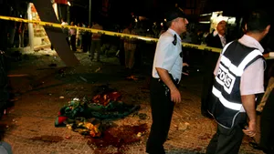 Turcia: Dublu atentat soldat cu cel puţin 15 morţi şi 154 răniţi (Video şi Galerie Foto)