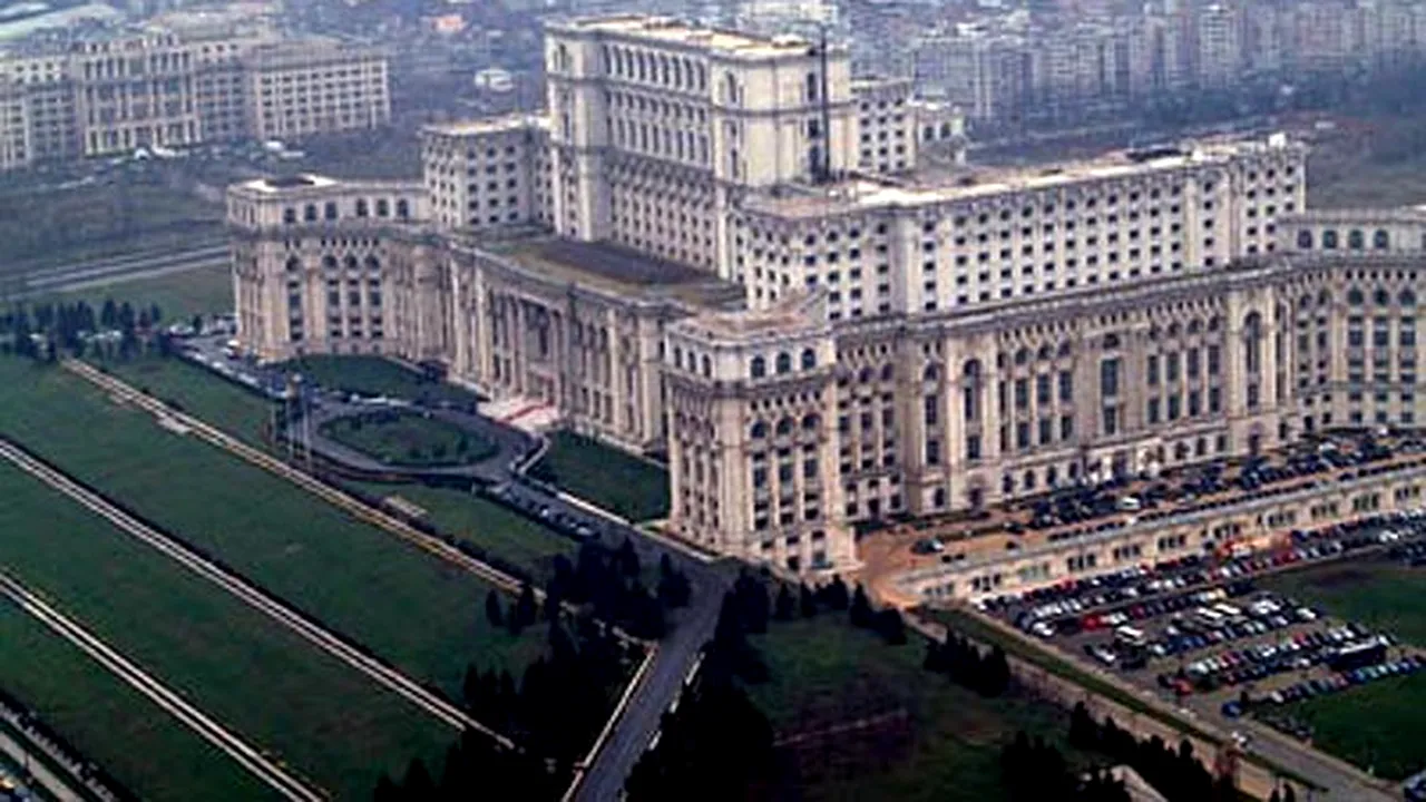 Propunerea PDL privind Comisia de revizuire a Constituţiei, respinsă în Birourile permanente