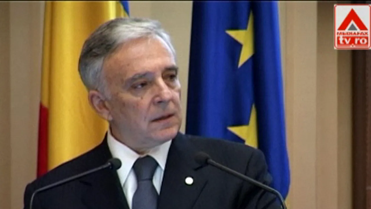 Isărescu: Creditarea se va relua treptat şi diferenţiat de la o bancă la alta