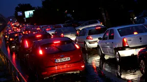 Străzi şi gospodării inundate în judeţul Constanţa în urma unei ploi torenţiale